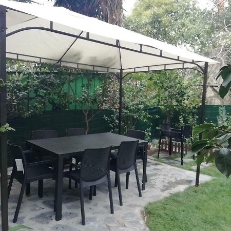 Апартаменты Roel Garden View Специя Экстерьер фото